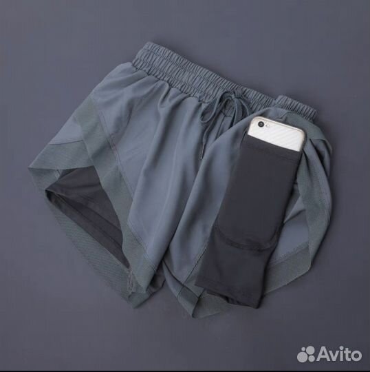 Спортивные шорты женские