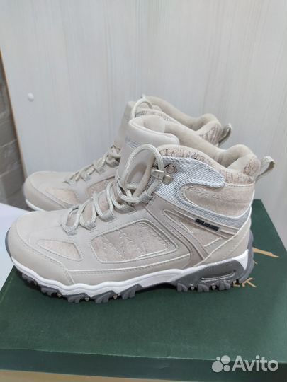 Новые демисезонные ботинки 36