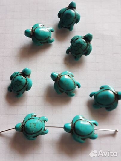 Резные бусины, подвески из камней