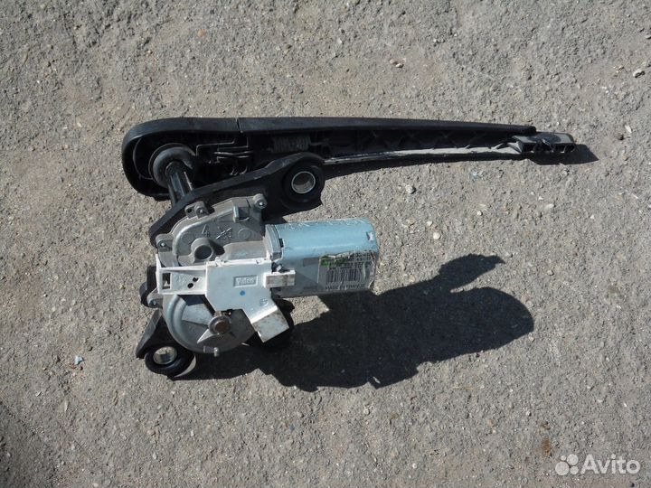 Моторчик заднего дворника Ситроен Берлинго Б9