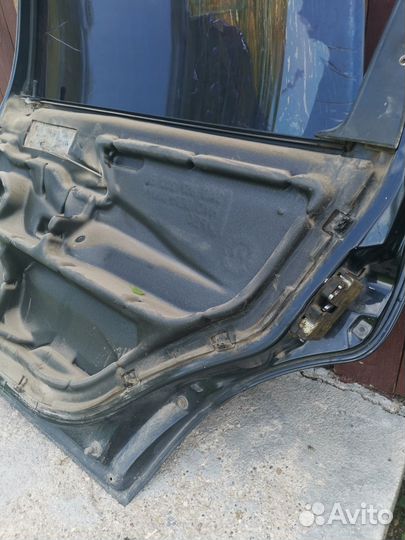 Дверь задняя правая пассат б4 универсал