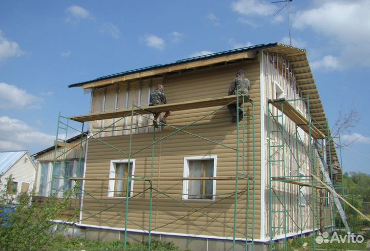 Бригада строителей