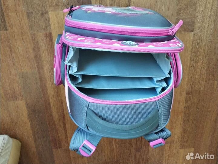 Школьный рюкзак