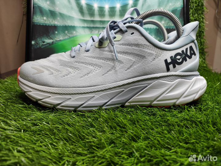 Кроссовки женские для бега и фитнеса Hoka Arahi 6