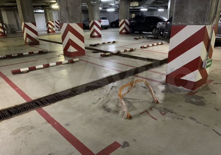 Машиноместо, 13 м²