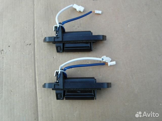 Ручка крышки багажника Mitsubishi Pajero Sport 3