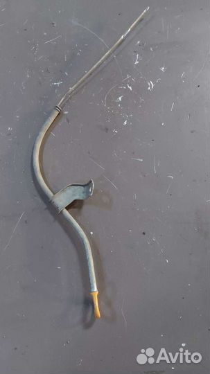 Щуп масляный на Toyota Mark X