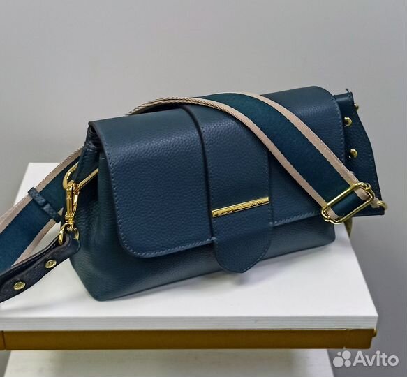 Сумка женская натуральная кожа новая