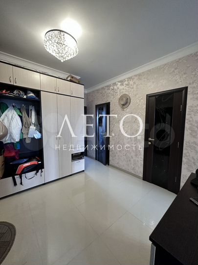 3-к. квартира, 70,9 м², 6/8 эт.