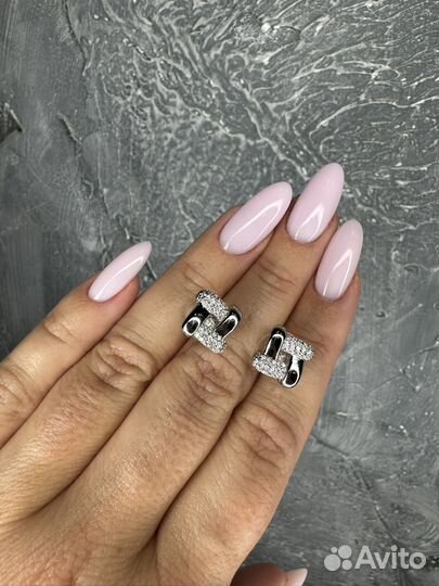 Серьги с цирконами