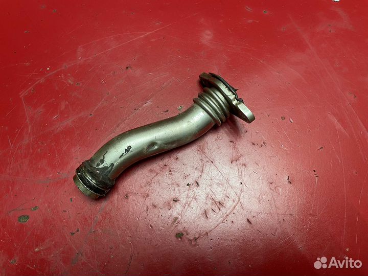 Трубка системы охлаждения 55353330 Opel Zafira B