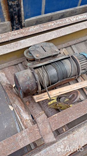 Кран-балка 3.2 т с подкрановыми путями. Б.У