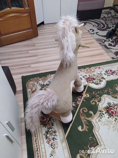 Лошадь качалка