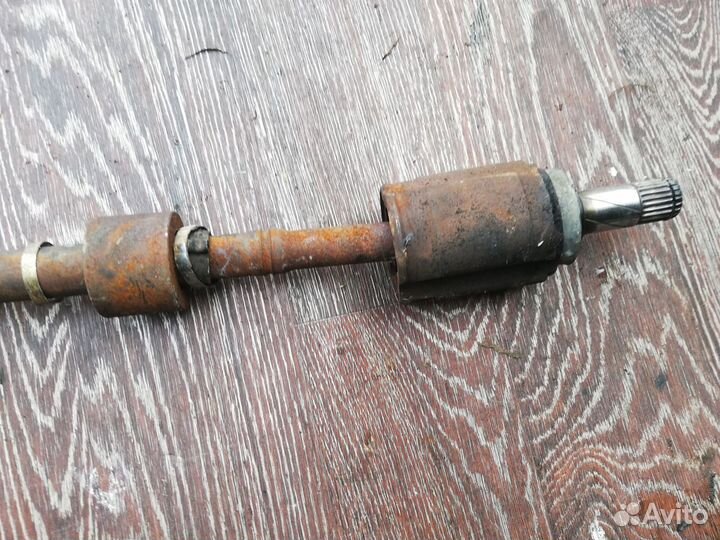 Полуось передняя правая Chevrolet Aveo T300