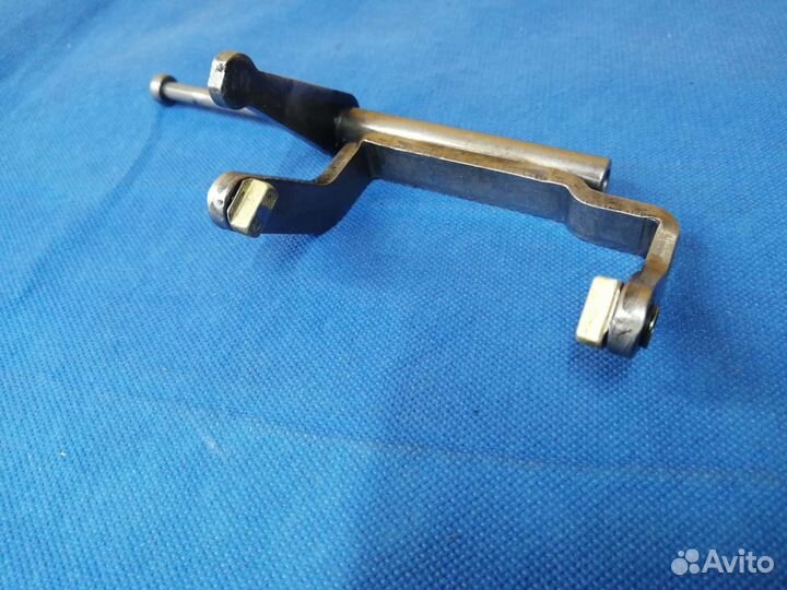 Вилка пятой передачи МКПП Шкода Октавия А5