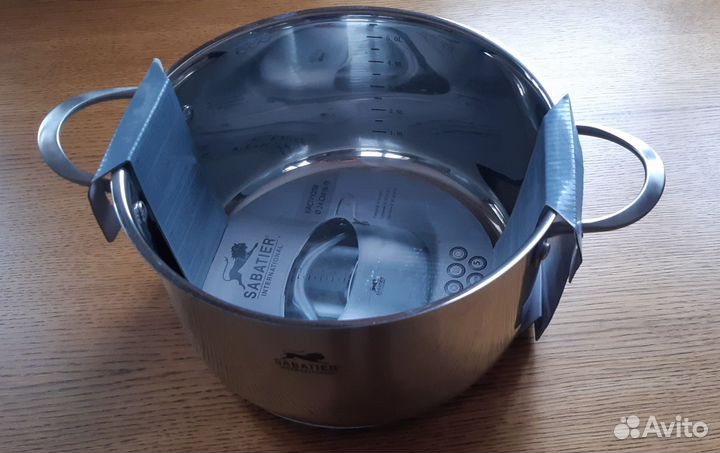 Кастрюля из нержавейки