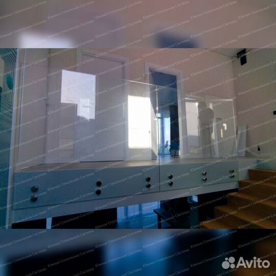 Стеклянные перила для лестницы