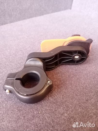 Крепление телефона на руль вело/мото. Тип QuadLock