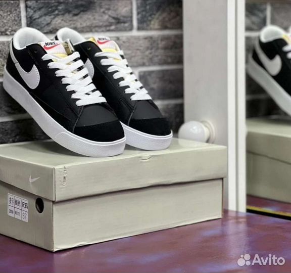 Кроссовки Nike