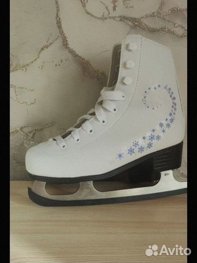 Коньки фигурные детские 32 р