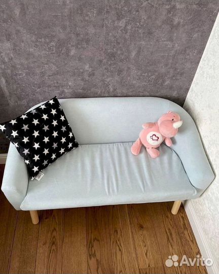 Детский диван цветной