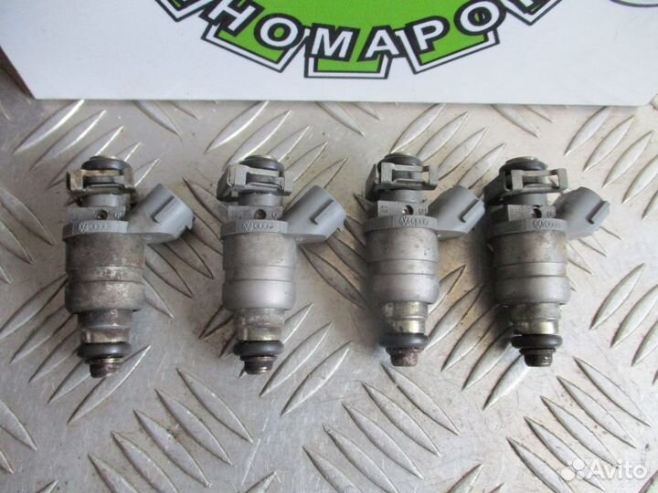 Форсунка топливная эл. Volkswagen Caddy 3 2007г