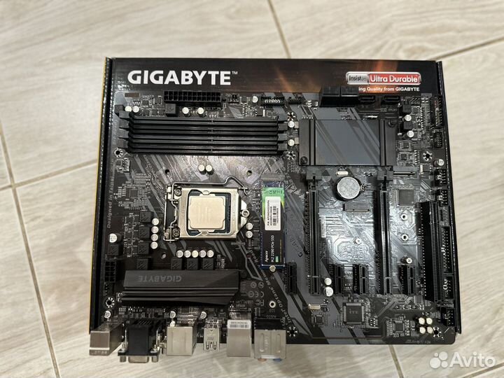 Gigabyte H370 HD3 + intel core i5