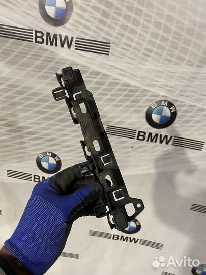 Крепление порога правое BMW G30