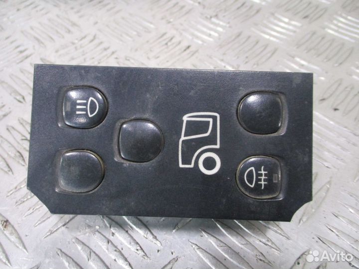 Панель управления дополнительным светом Scania 190