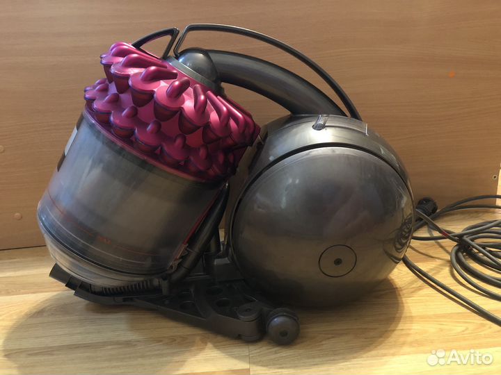 Пылесос dyson dc52