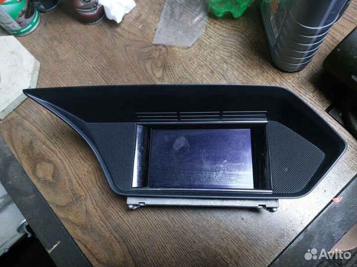 Дисплей Mercedes 212