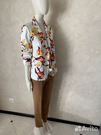 Костюм Max Mara Studio 42 IT