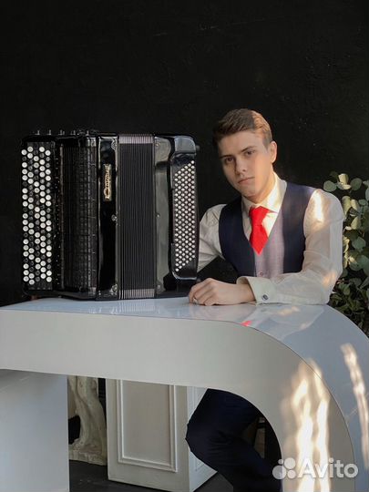 Педагог по музыке