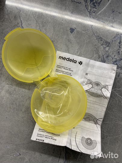 Накладки на грудь medela