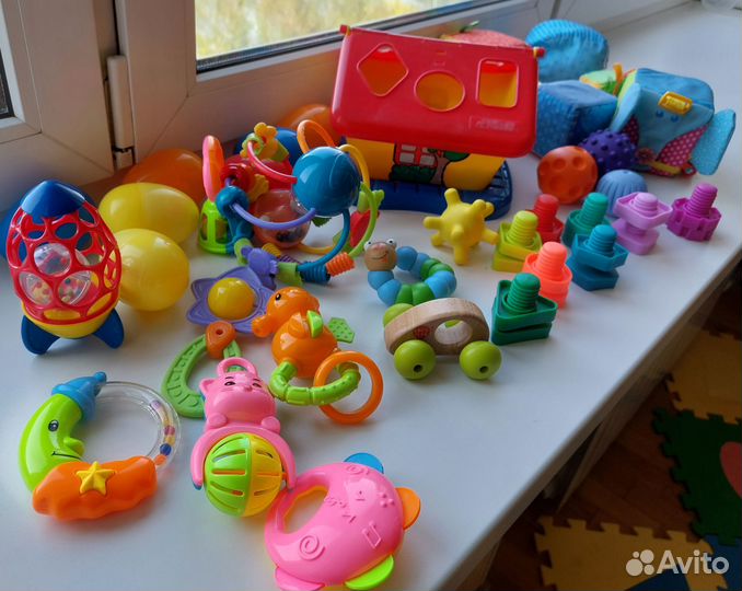 Детские развивающие игрушки пакетом