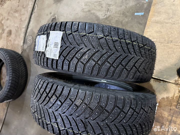Michelin X-Ice North 4 SUV 235/55 R19 105T