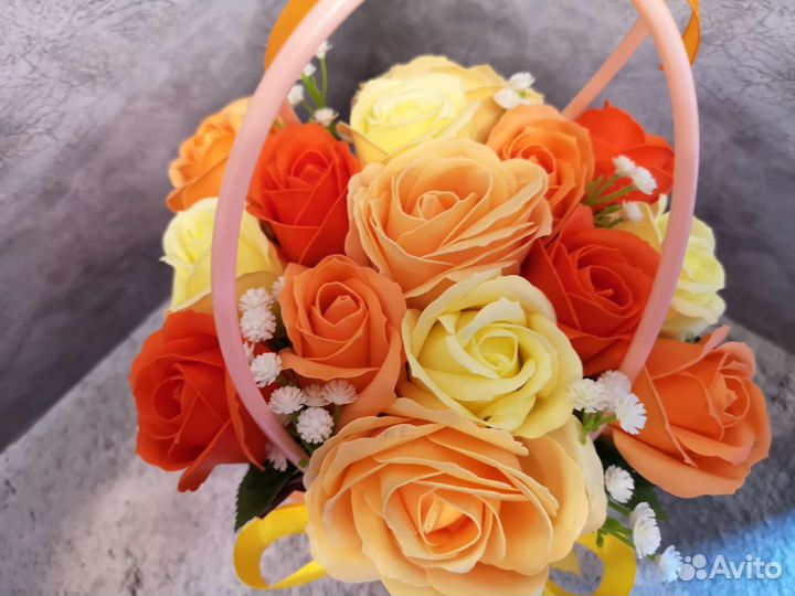 Букет роз в сумочке