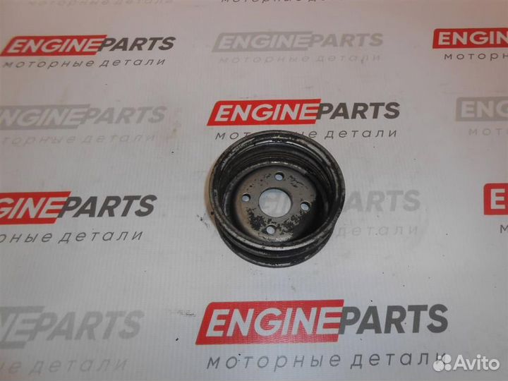 Шкив водяного насоса (помпы) Toyota Carina AT211