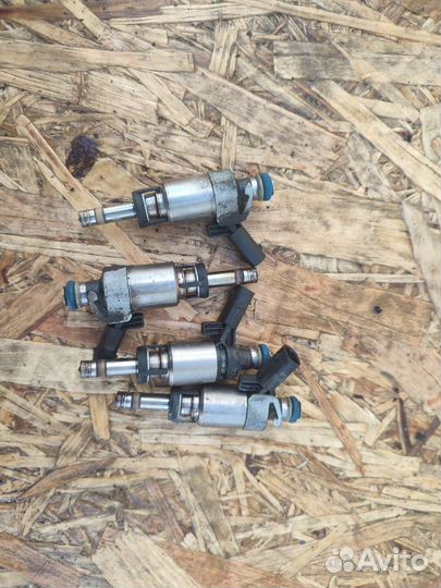 Комплект форсунок Vag 2.0tsi CAW