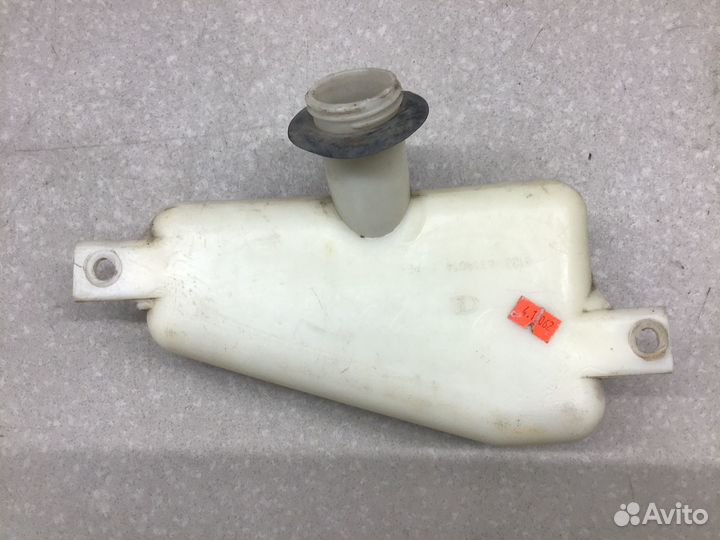 Бачок омывателя лобового стекла VAZ Chevrolet niva