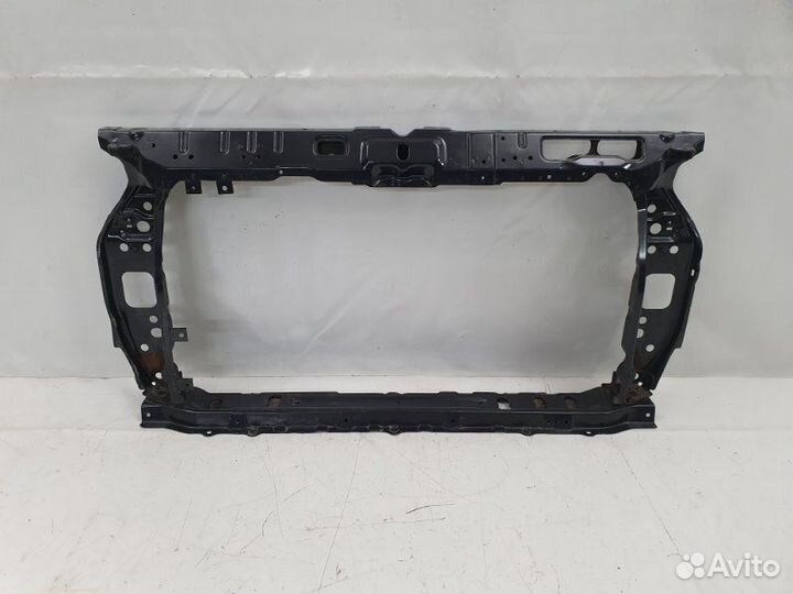 Рамка радиатора Хендай Солярис 2014- рестайлинг