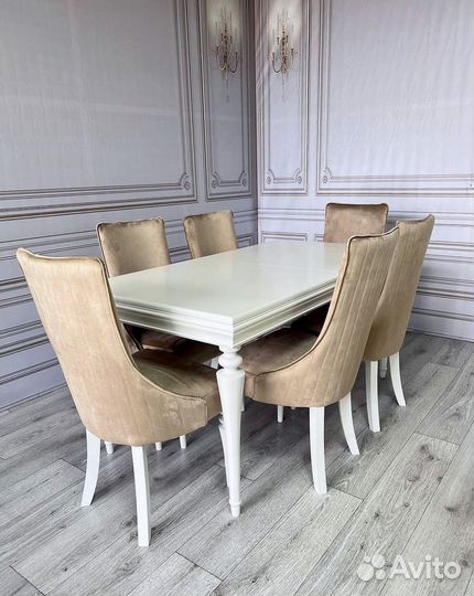 Кухонный стол и стулья комплект