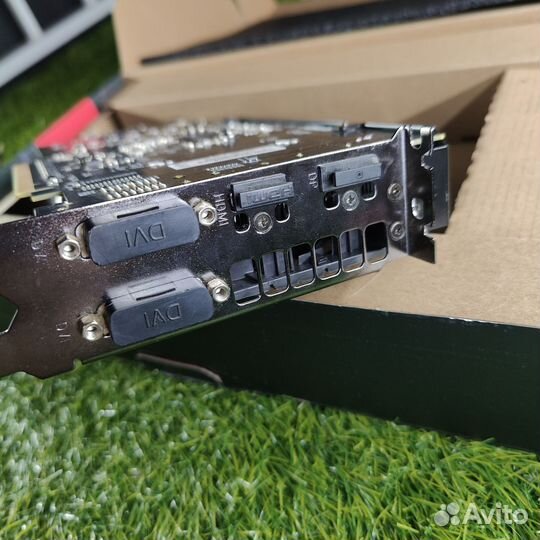 Игровая Видеокарта Asus ROG strix RX 570 8 gb