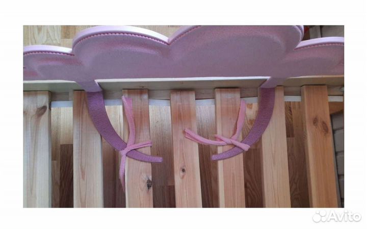 Защитный бортик на детскую кровать новый