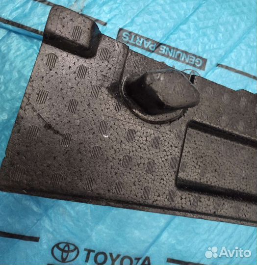 Абсорбер переднего бампера Camry 50