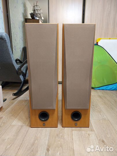 Колонки Yamaha NS-8390