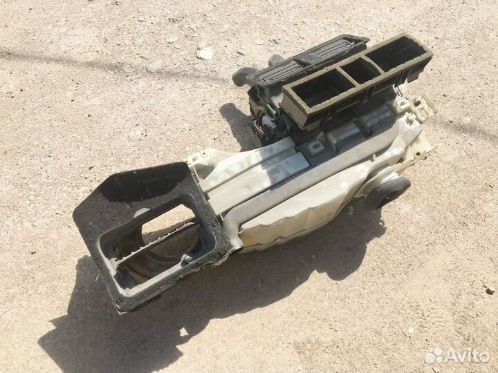 Корпус печки отопителя салона Вольво XC90