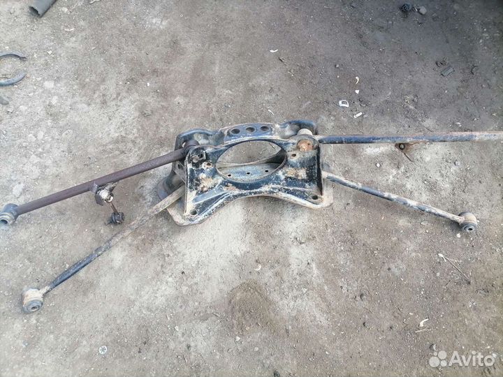 Подрамник задний Lifan X60