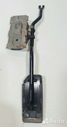 Педаль Nissan Wingroad Y11, AD