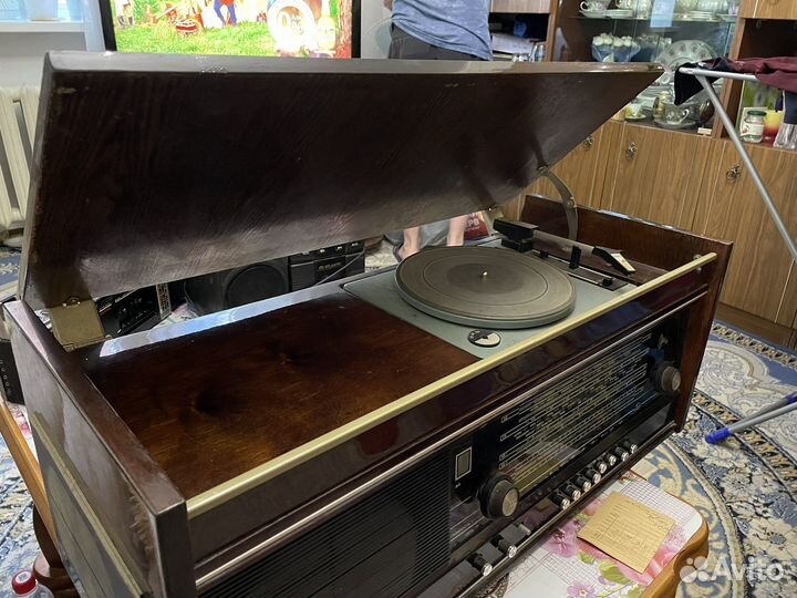 Радиола урал 111